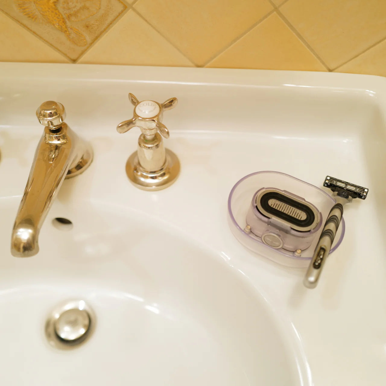 RenoBlade- Den smarta rakbladsrengöraren